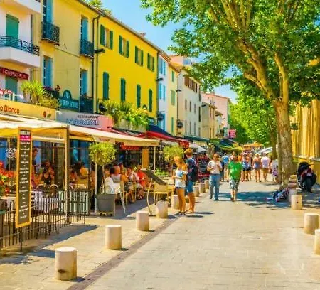 Beautiful Apartment, Sea, Air Conditioning, Internet *