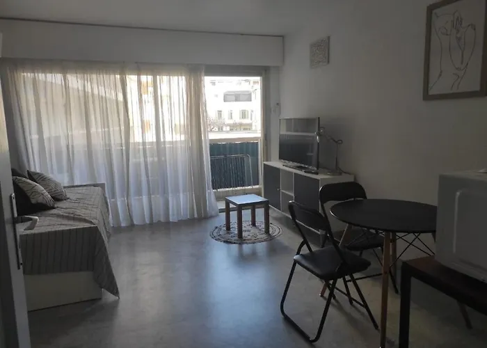 Beautiful Apartment, Sea, Air Conditioning, Internet Apartment